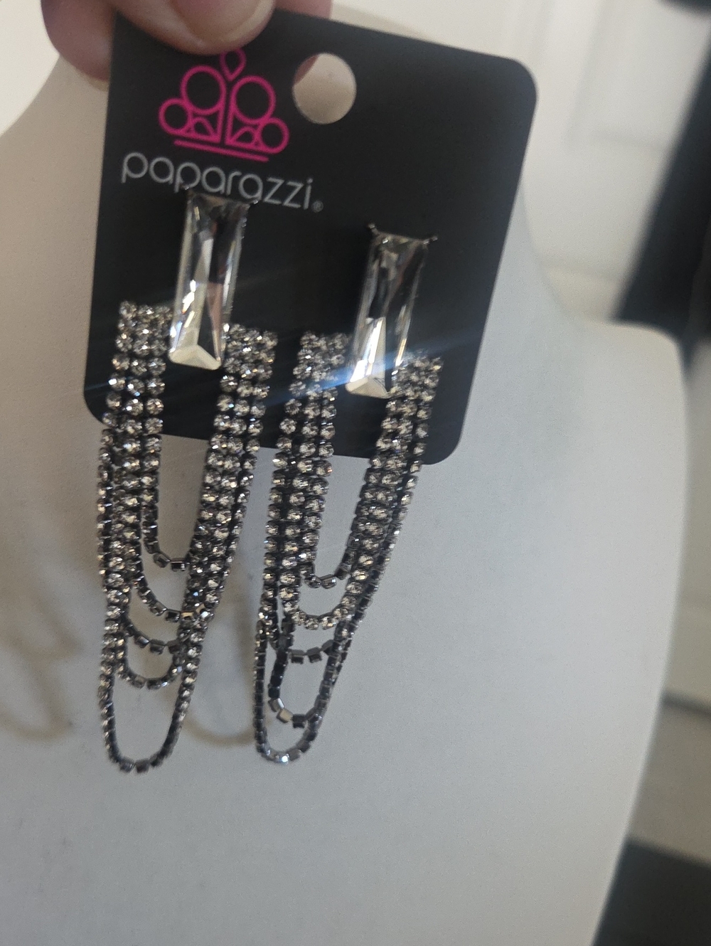 Paparazzi Resounding Radiance Black Post Earring